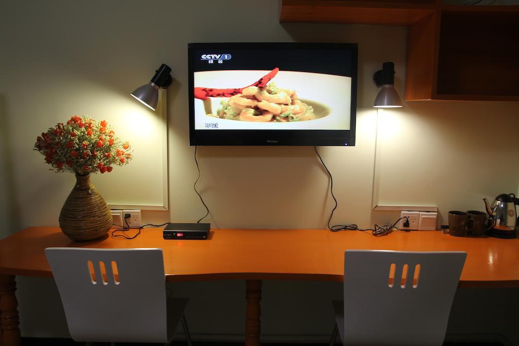 Tiffany Hostel Янгшуо Стая снимка