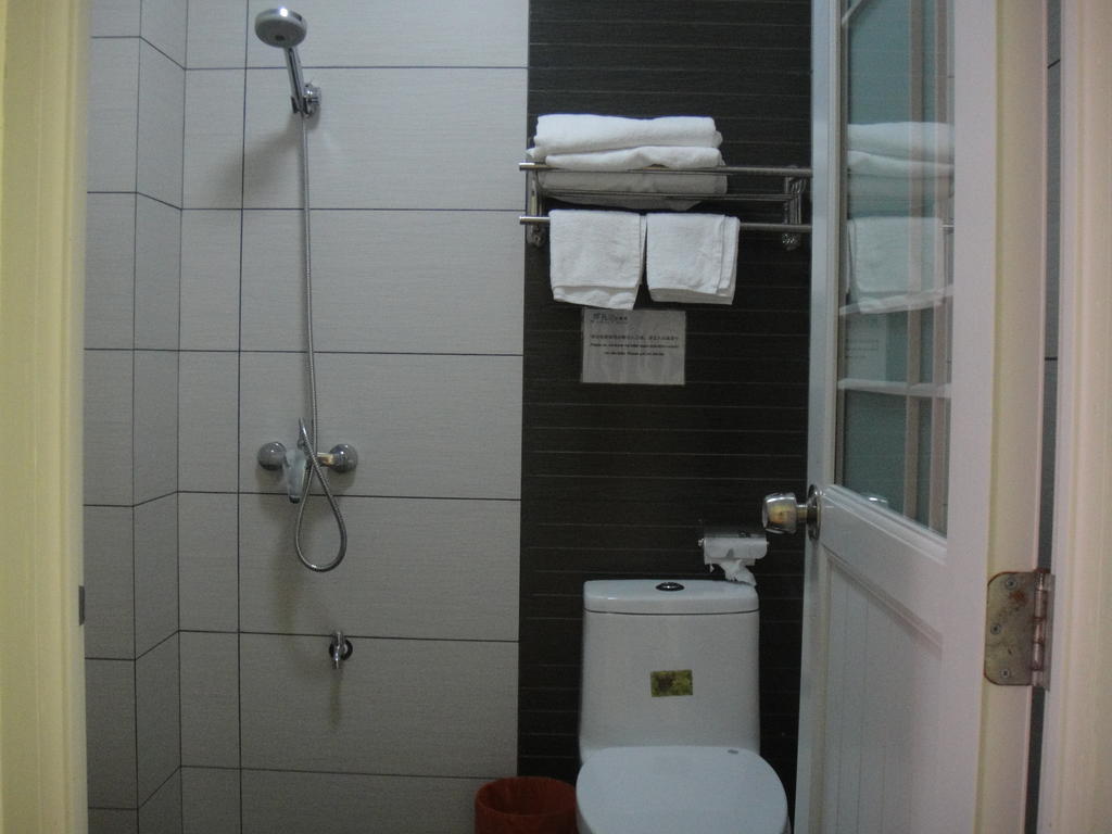 Tiffany Hostel Янгшуо Стая снимка