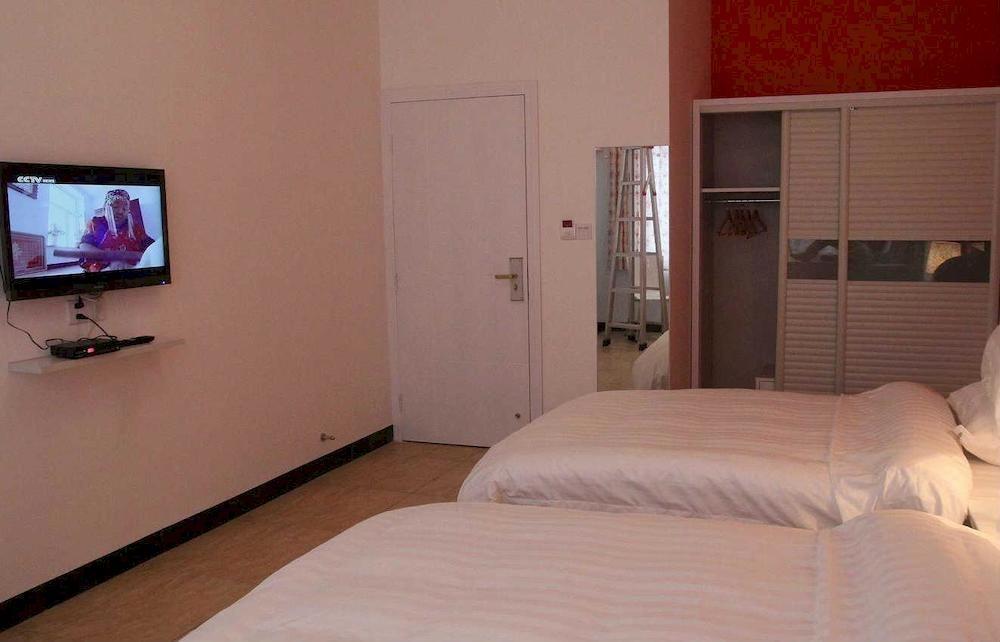 Tiffany Hostel Янгшуо Екстериор снимка