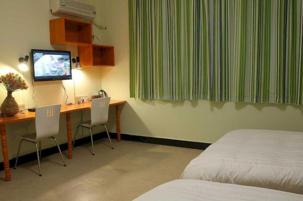 Tiffany Hostel Янгшуо Екстериор снимка