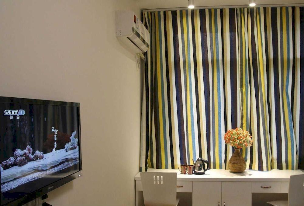 Tiffany Hostel Янгшуо Екстериор снимка