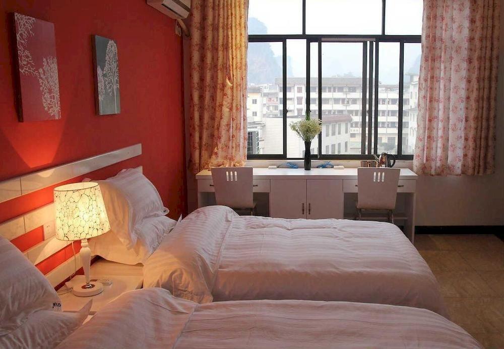 Tiffany Hostel Янгшуо Екстериор снимка