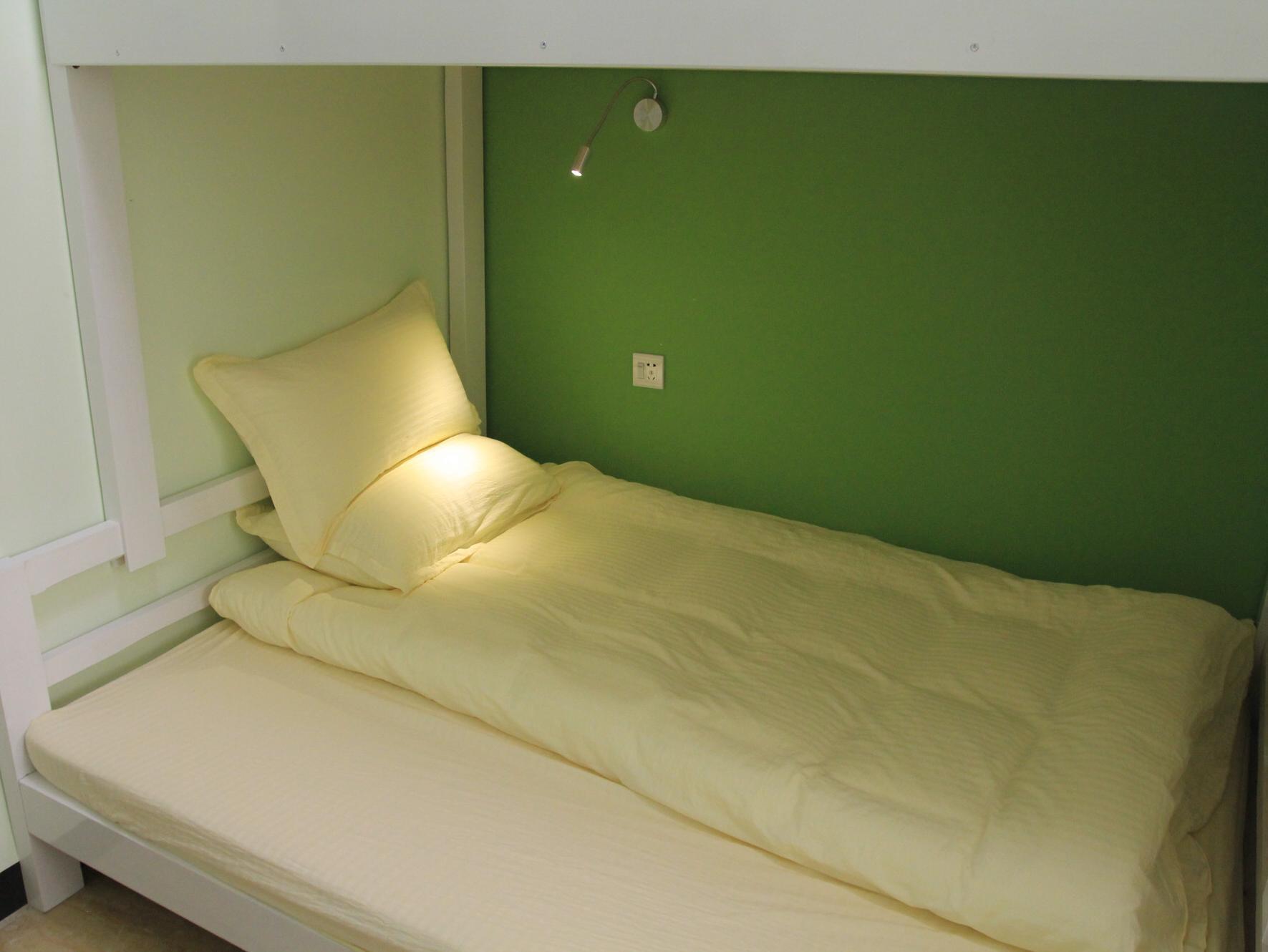 Tiffany Hostel Янгшуо Екстериор снимка