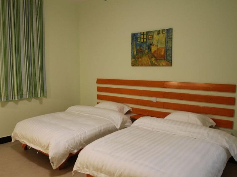 Tiffany Hostel Янгшуо Екстериор снимка